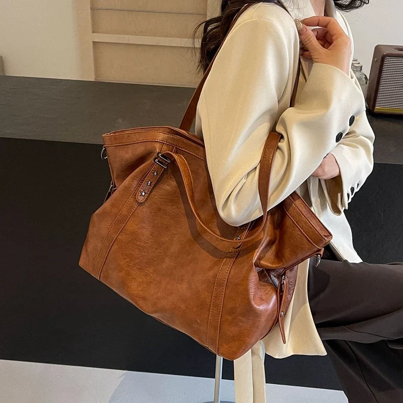 MIA - Bolso Grande para el Día a Día en cuero - CARMEN VELVET