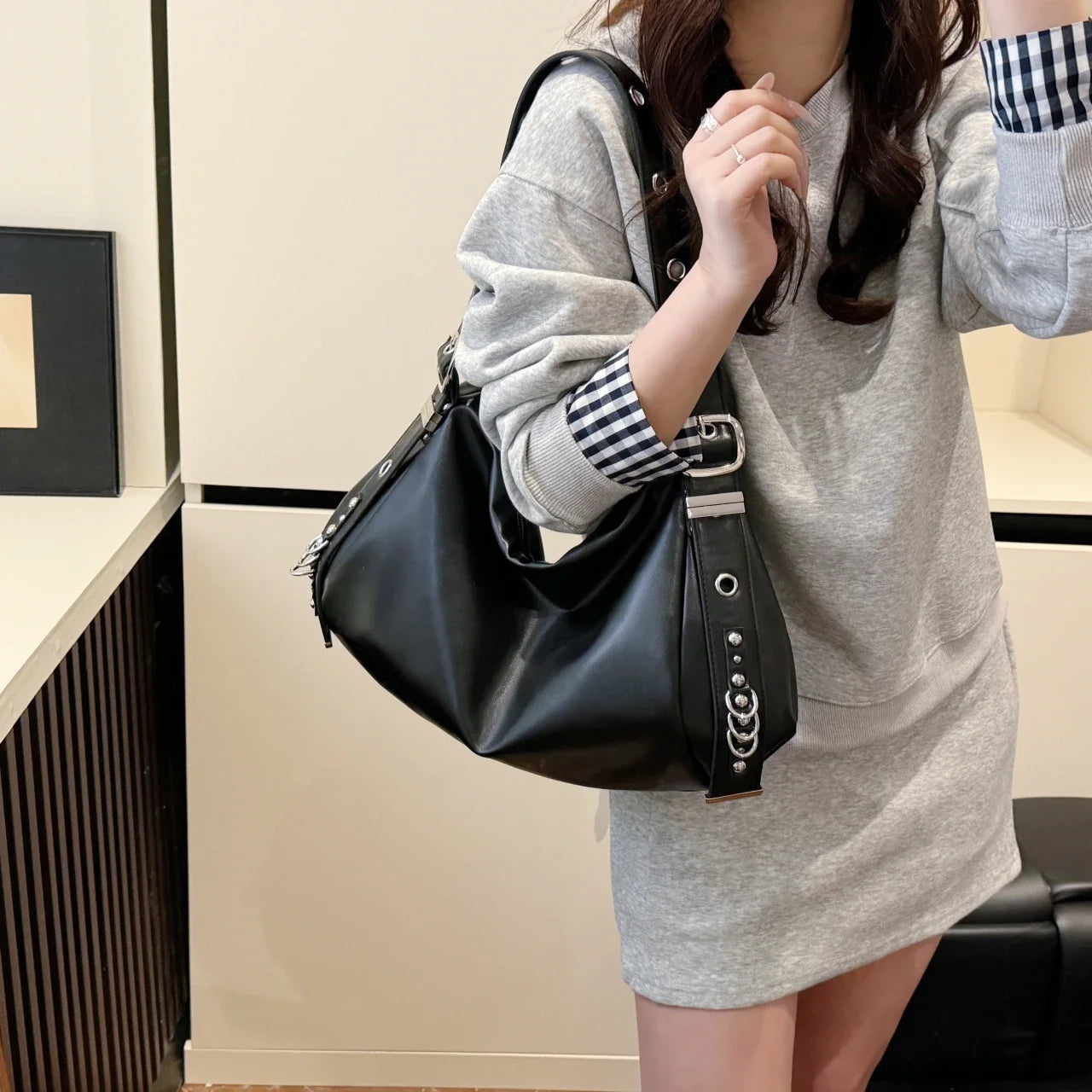 VIVA - Bolso para el Día a Día elegante en cuero - CARMEN VELVET