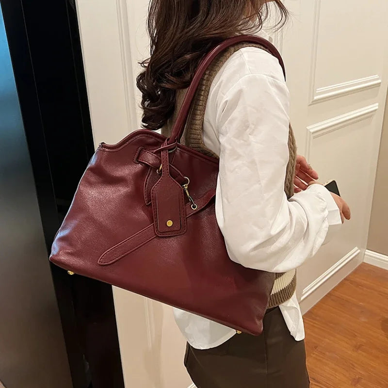 MALYA - Bolso Grande en cuero liso - CARMEN VELVET