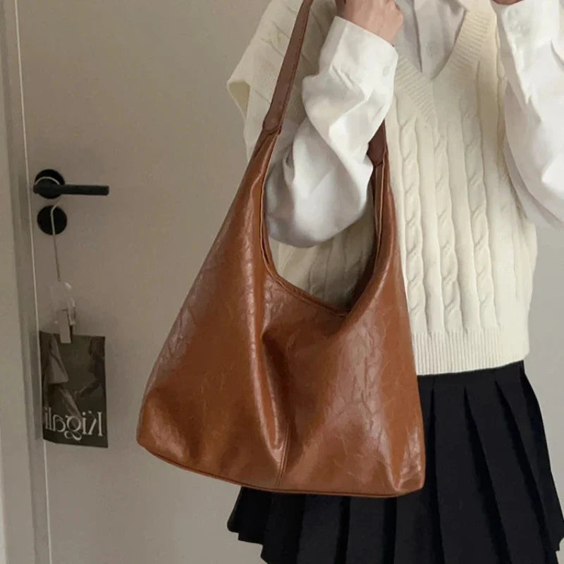 MARION - Bolso Tote Grande en cuero Chic - CARMEN VELVET