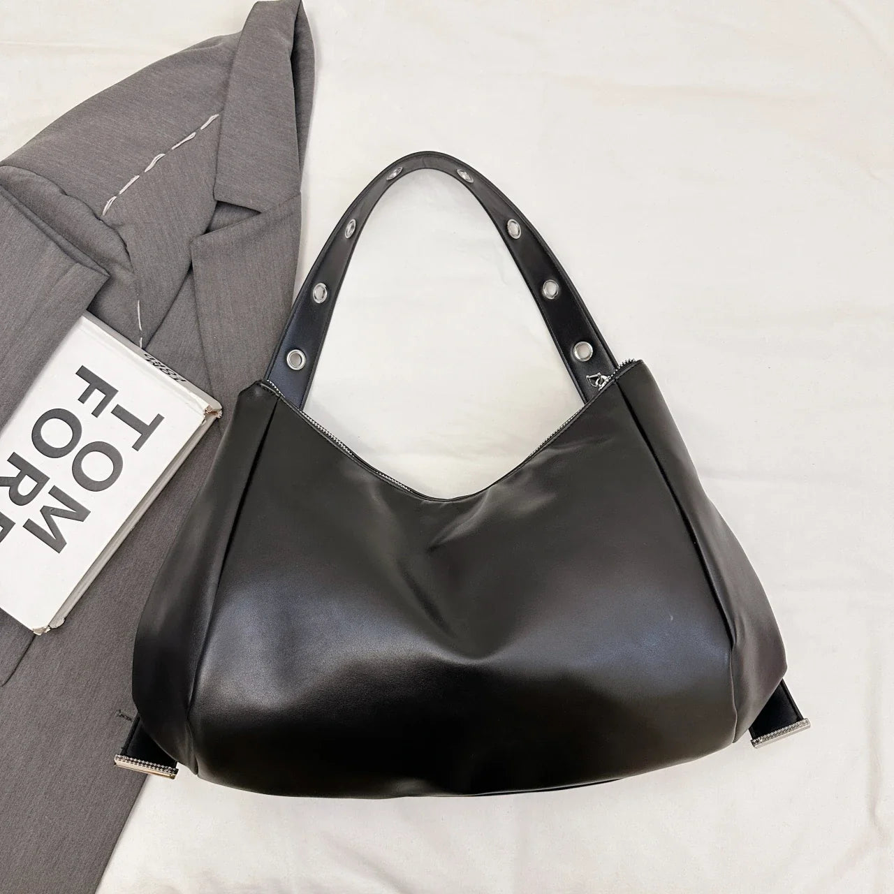 VIVA - Bolso para el Día a Día elegante en cuero - CARMEN VELVET