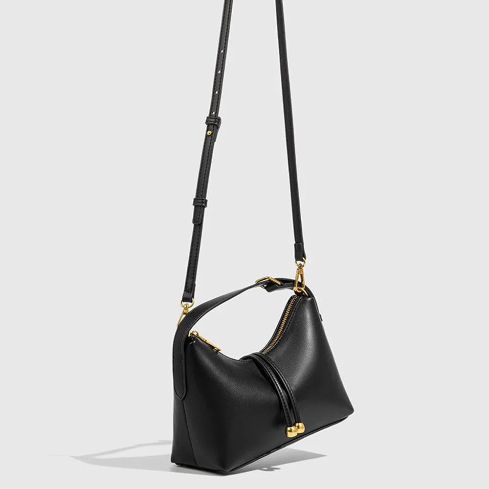 Laufey - Bolso Hobo de Mujer en cuero liso - CARMEN VELVET
