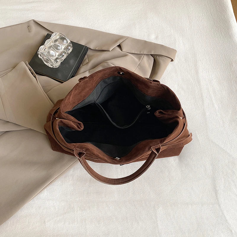 CARA - Bolso Bandolera en ante - CARMEN VELVET