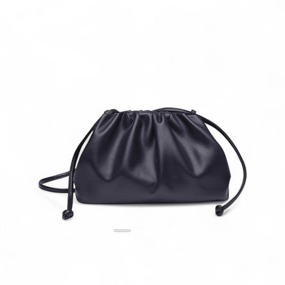 MILLY - Bolso Pequeño en cuero con bandolera - Azul Oscuro - CARMEN VELVET
