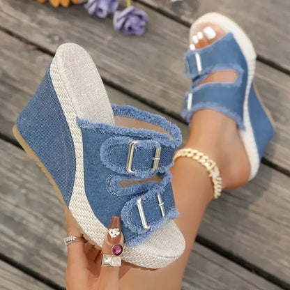 Lorena - Sandalias de cuña con hebillas y diseño denim
