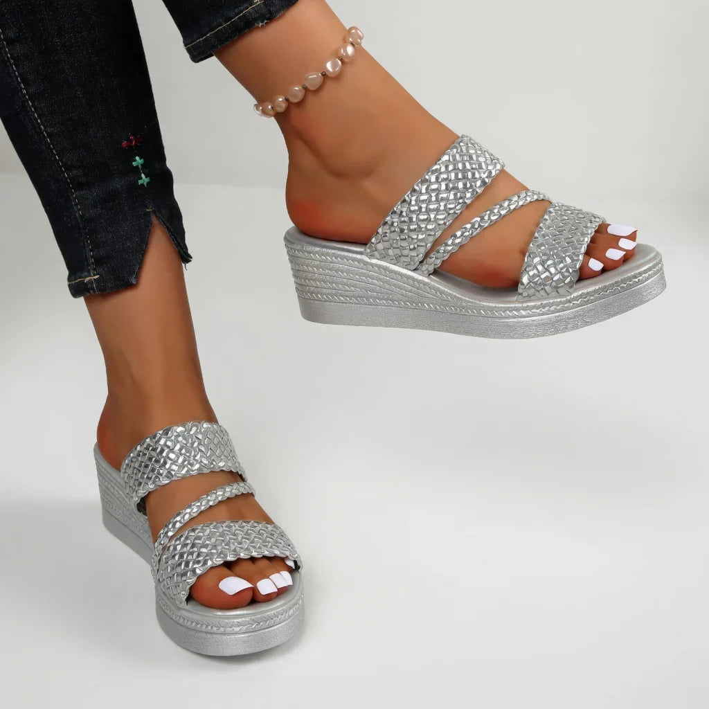 Daniela - Sandalias con cuña trenzadas