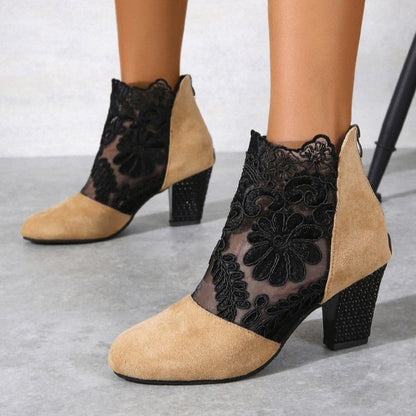 Bruna - Tacones altos de encaje