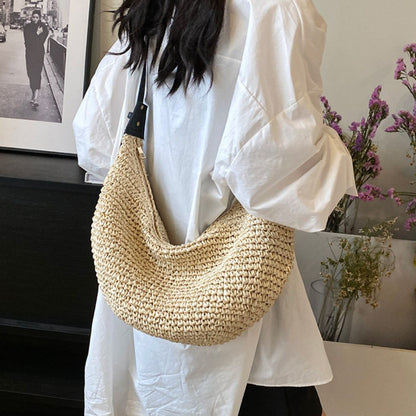 India - Bolso hobo tejido de media luna | CARMEN VELVET