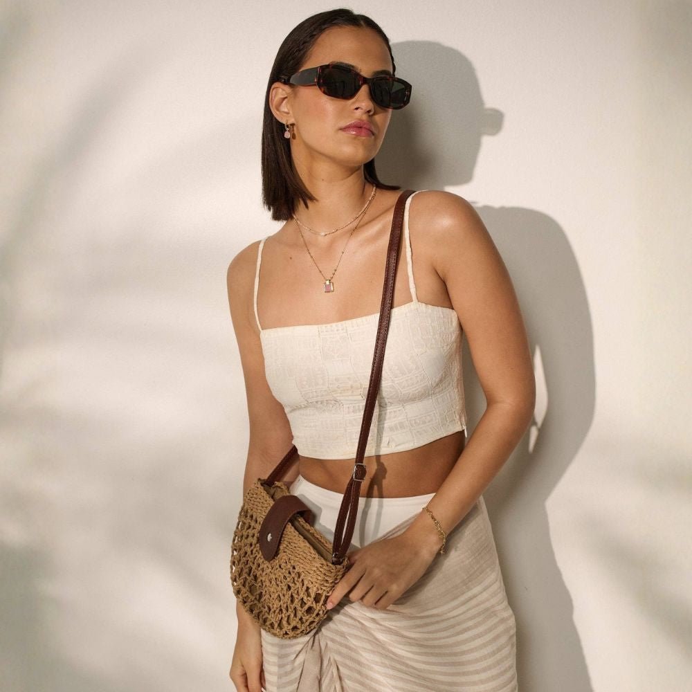Violeta - Bolso bandolera de crochet con solapa | CARMEN VELVET