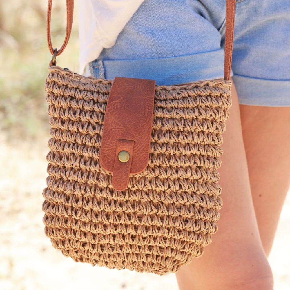 Frida - Bolso bandolera tejido con solapa | CARMEN VELVET
