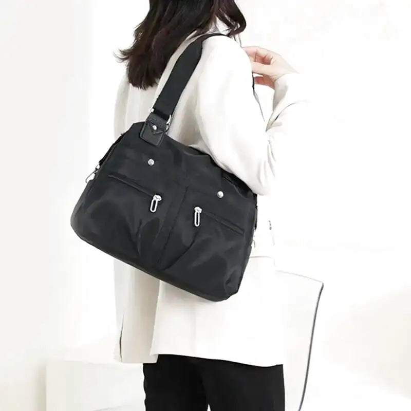 BEATRIZ - Bolso para el Día a Día tote multibolsillos - CARMEN VELVET