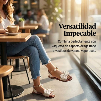 Nova - Sandalias de tiras elegantes con detalle de perla