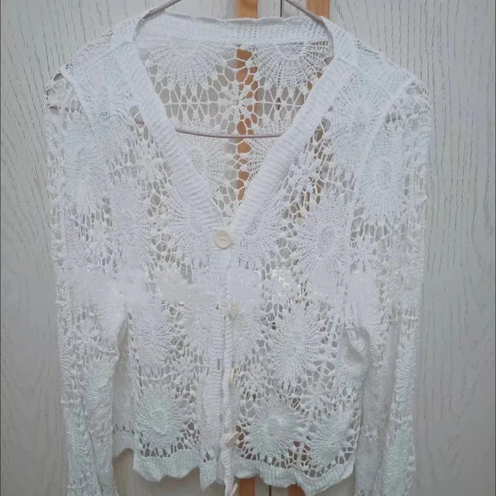Marina - Cardigan de encaje con cuello en V