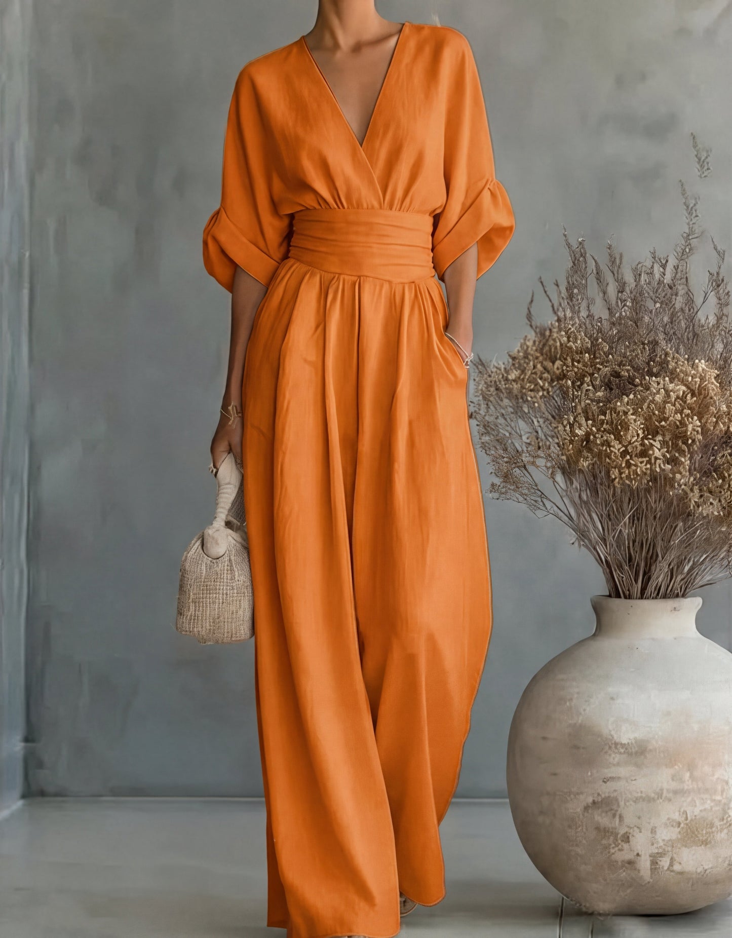 Elsa - Mono elegante de escote de pico y pernera amplia