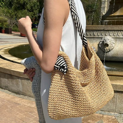Elara - Bolso de hombro tejido con asas estampadas | CARMEN VELVET
