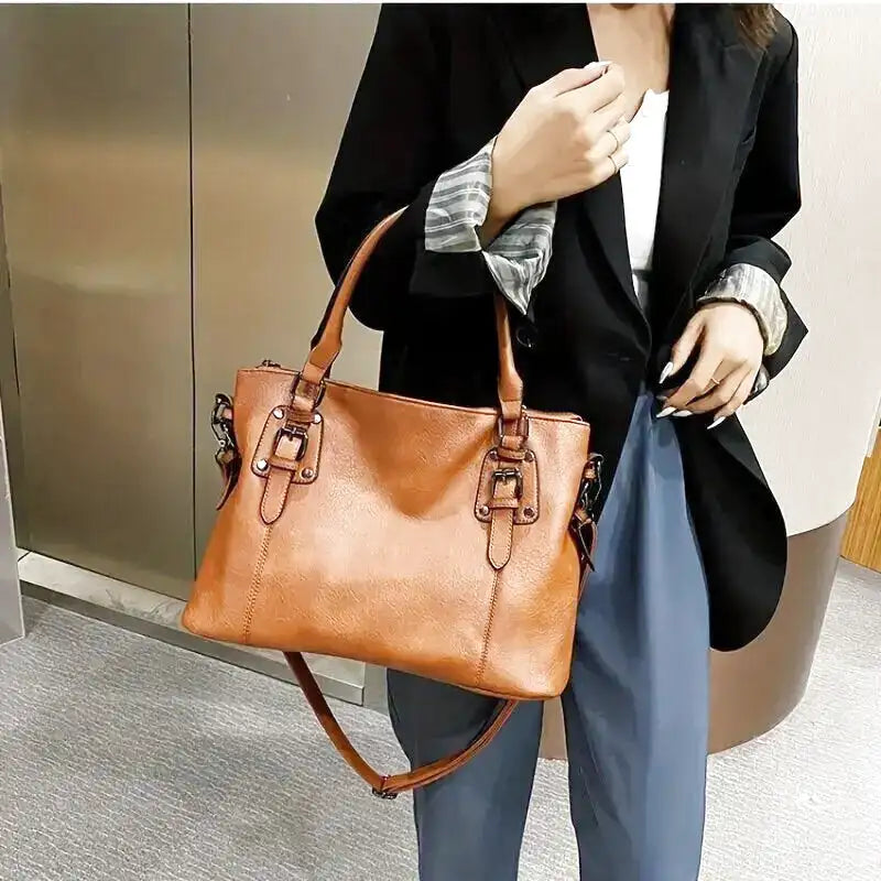 ERATO - Bolso gran capacidad Vintage en cuero suave con bandolera - CARMEN VELVET