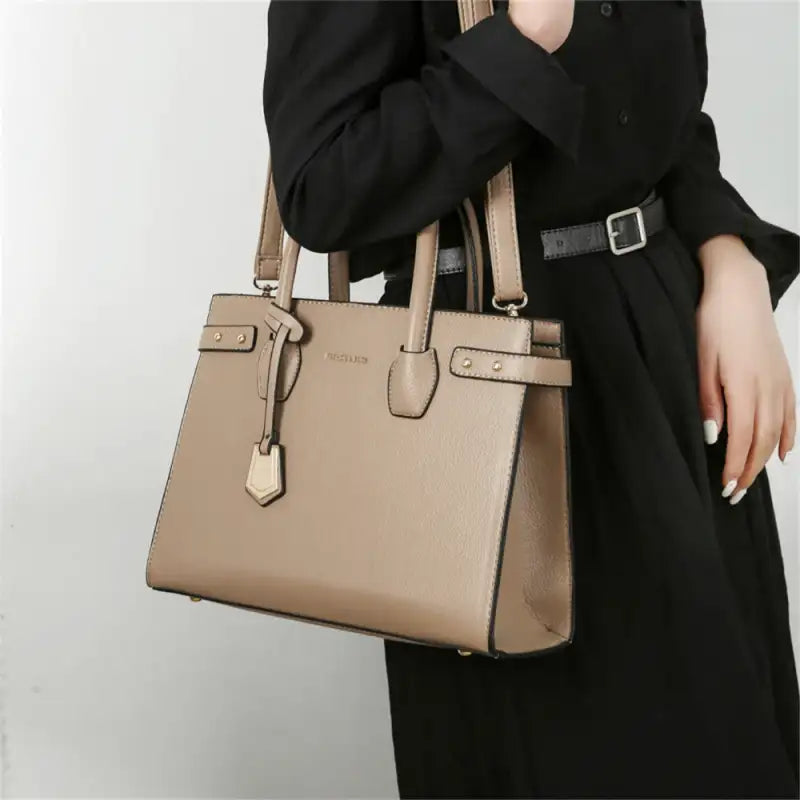 ESTRELLA - Bolso rectangular bandolera en cuero - CARMEN VELVET