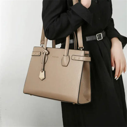 ESTRELLA - Bolso rectangular bandolera en cuero - CARMEN VELVET