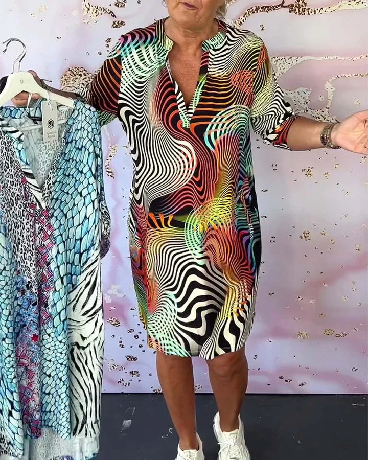 Briana - Vestido colorido con cuello en V