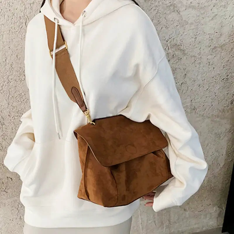 FABIOLA - Bolso Bandolera en ante - CARMEN VELVET