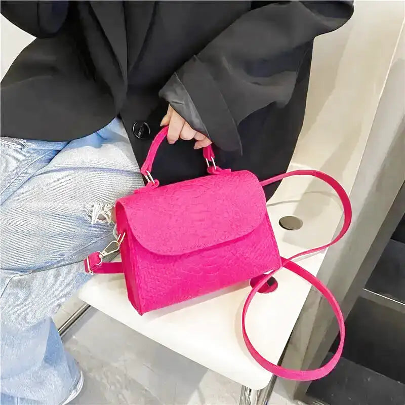 FAUSTINE - Bolso Pequeño efecto croco en tejido estructurado - CARMEN VELVET