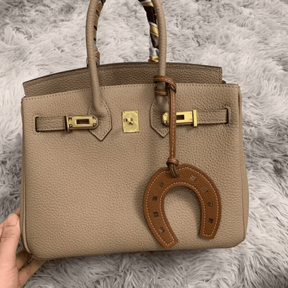 Ona - Colgante para bolso con herradura | CARMEN VELVET