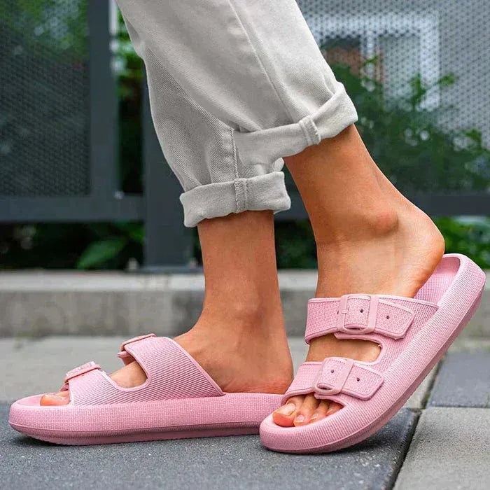 Iria - Sandalias con pisada acolchada con doble ajuste