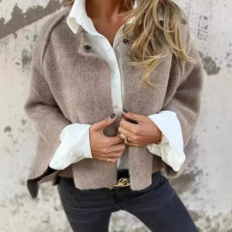 Alma - Chaqueta suave de cuello redondo