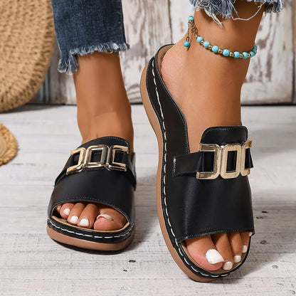 Sara - Sandalias con Tira Ancha y Hebilla