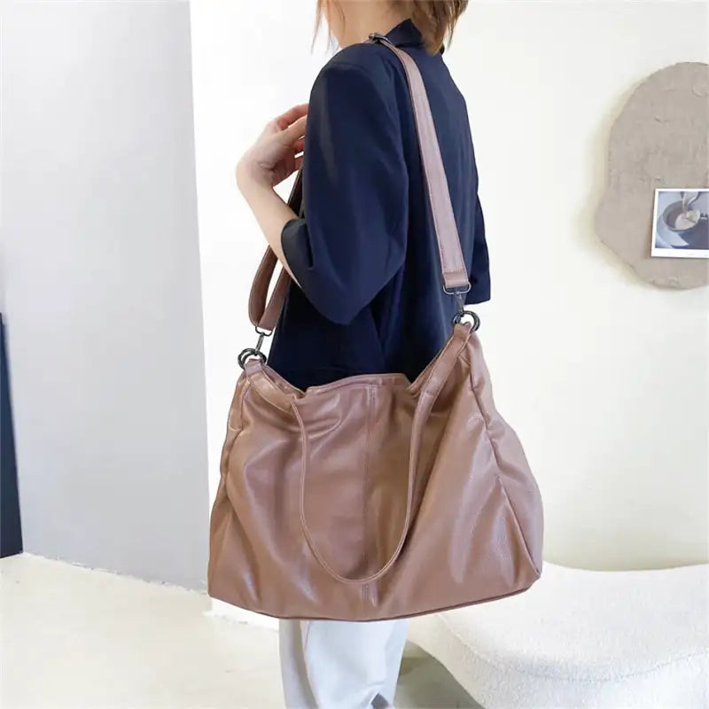 INES - Bolso para el Día a Día de cuero suave - CARMEN VELVET