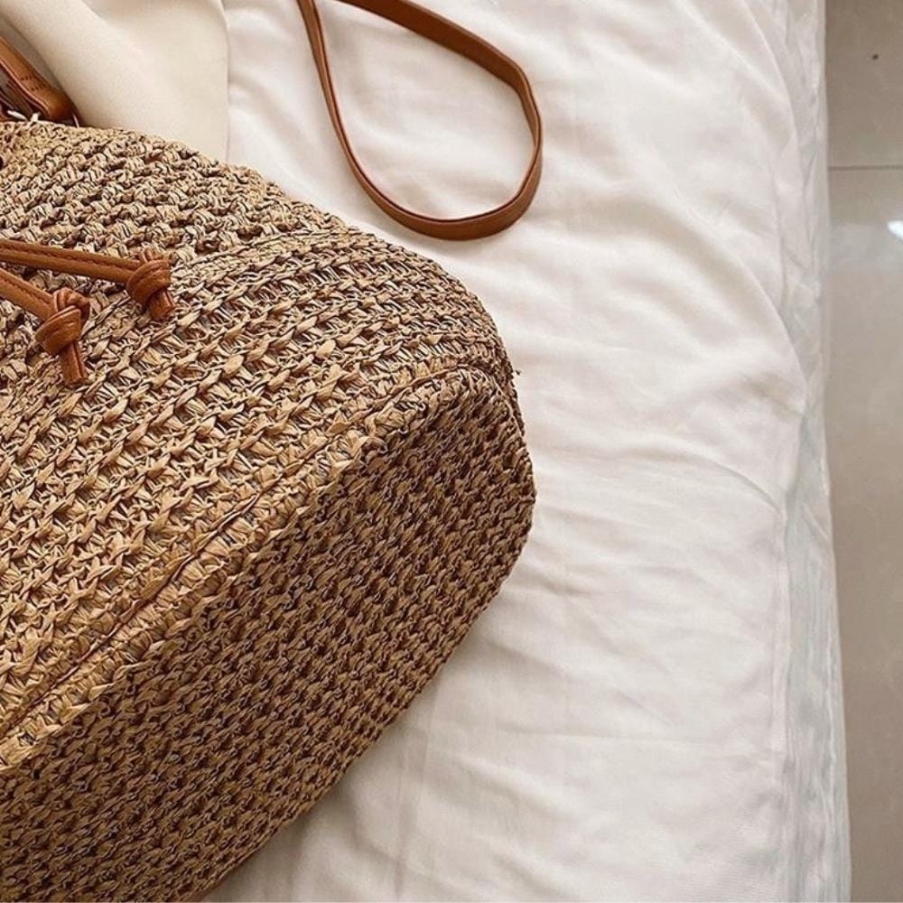 Amira - Sac seau en paille avec cordon — image 5