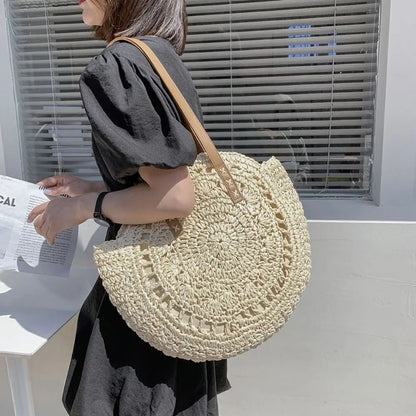 Maia - Bolso redondo de crochet con asas largas | CARMEN VELVET