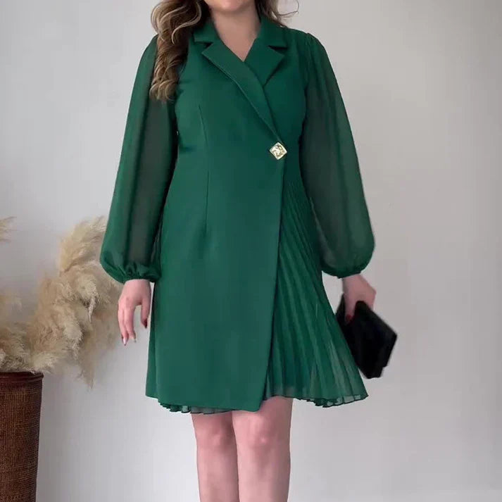 Maela - Vestido con solapas con diseño de textura plisada