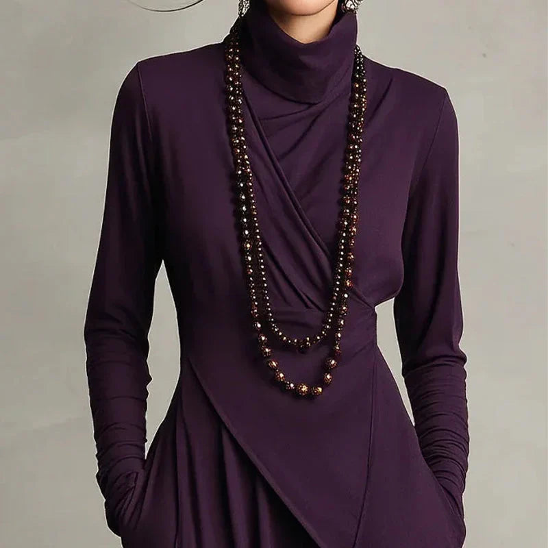 Carlota - Vestido largo elegante con cuello alto y drapeado asimétrico