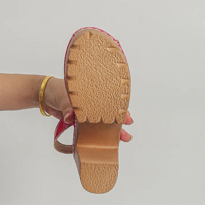 Abril - Sandalias peeptoe de tacón ancho con hebilla metálica